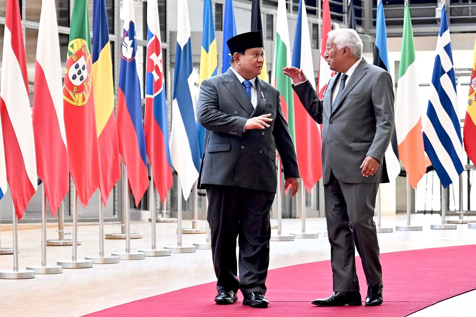 5054WhatsApp_Image_2025-07-14_at_64703_AM-1921912717