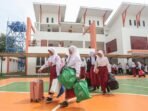 Hari_pertama_siswa_mengikuti_MPLS_di_Sekolah_Rakyat_Menengah_Per-2025_07_14-16_49_14_70d8d1dd42fe3f8d9438641bc6599550_960x640_thumb