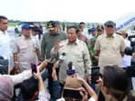 prabowo-larang-pejabat-jadikan-bencana-sumatera-ajang-foto-foto-rakyat-bukan-objek-wisata-15122025-173152