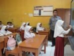 64c915ec4600a-ilustrasi-belajar-mengajar-di-sekolah-dasar_663_372